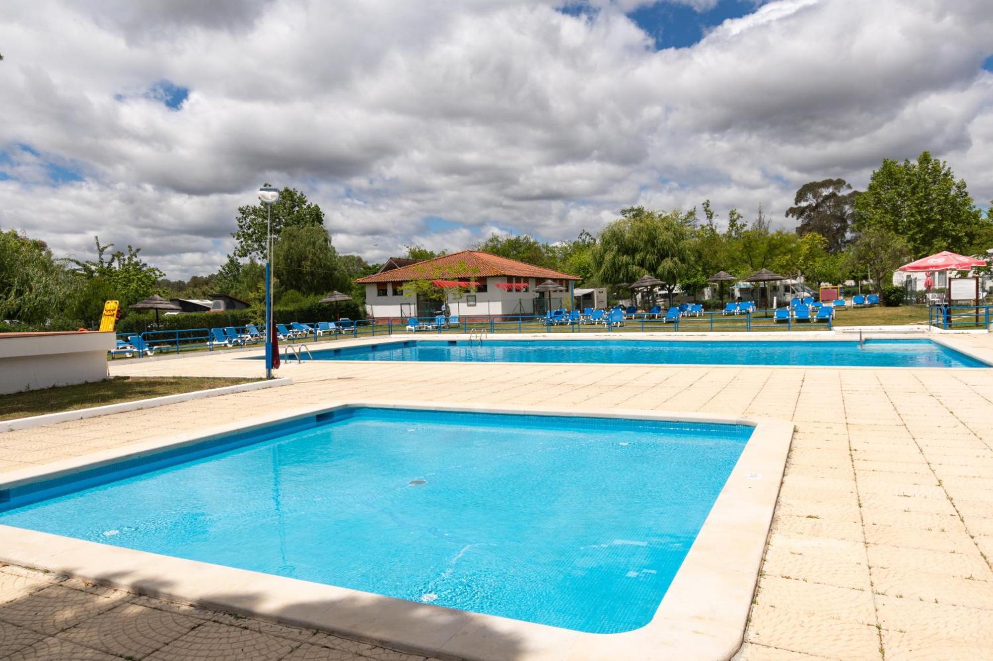 מלון Parque De Campismo Orbitur אבורה מראה חיצוני תמונה